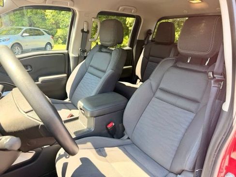 Used 2022 Nissan Frontier SV AWD/4WD image 27