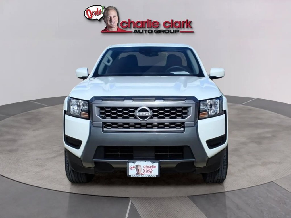 Used 2025 Nissan Frontier SV RWD image 8