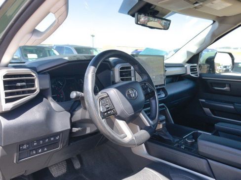 Used 2022 Toyota Tundra SR5 w/ SR5 Premium Package AWD/4WD image 16