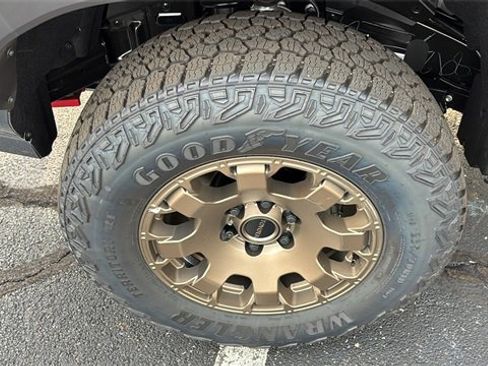 New 2025 Toyota Tacoma 4x4 Double Cab Hybrid w/ Tow Tech Package image 34