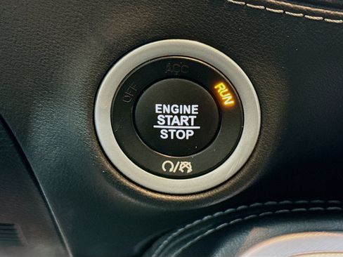 Used 2023 Dodge Challenger R/T w/ Plus Package image 21