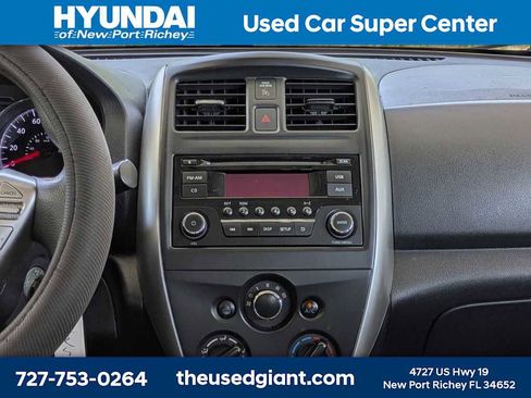Used 2017 Nissan Versa SV FWD image 18