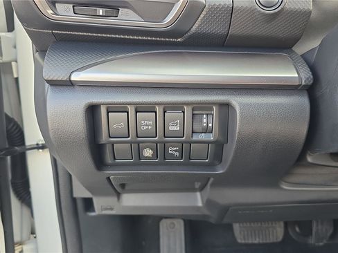 Used 2023 Subaru Forester Premium image 23