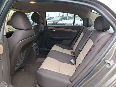 Used 2010 Chevrolet Malibu LT w/ Power Convenience Package FWD image 17