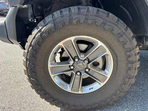 Used 2018 Jeep Wrangler Unlimited Sport S AWD/4WD image 23
