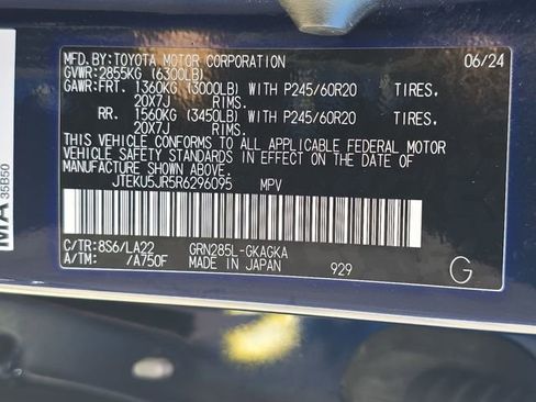 Used 2024 Toyota 4Runner Limited AWD/4WD image 36