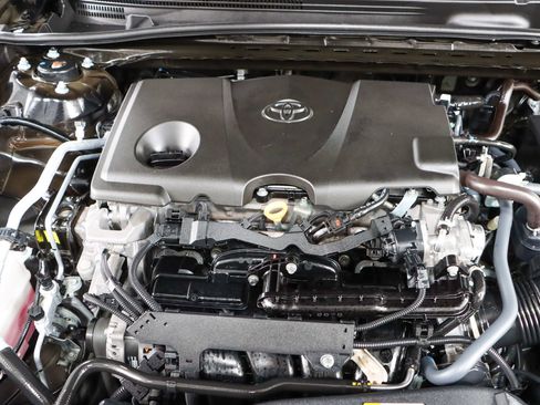 Used 2024 Toyota Camry XSE image 28