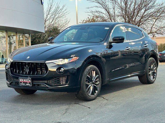 Used 2024 Maserati Levante GT Ultima AWD/4WD image 4