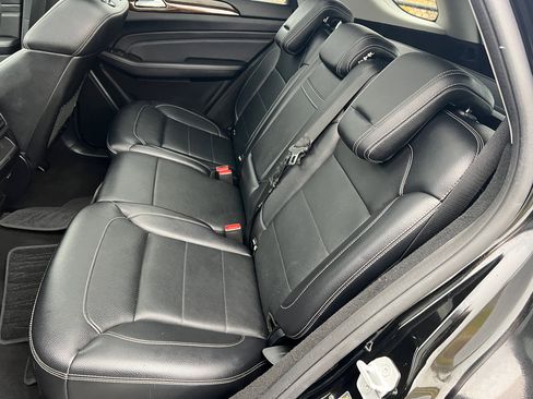 Used 2013 Mercedes-Benz ML 350 BlueTEC 4MATIC image 12