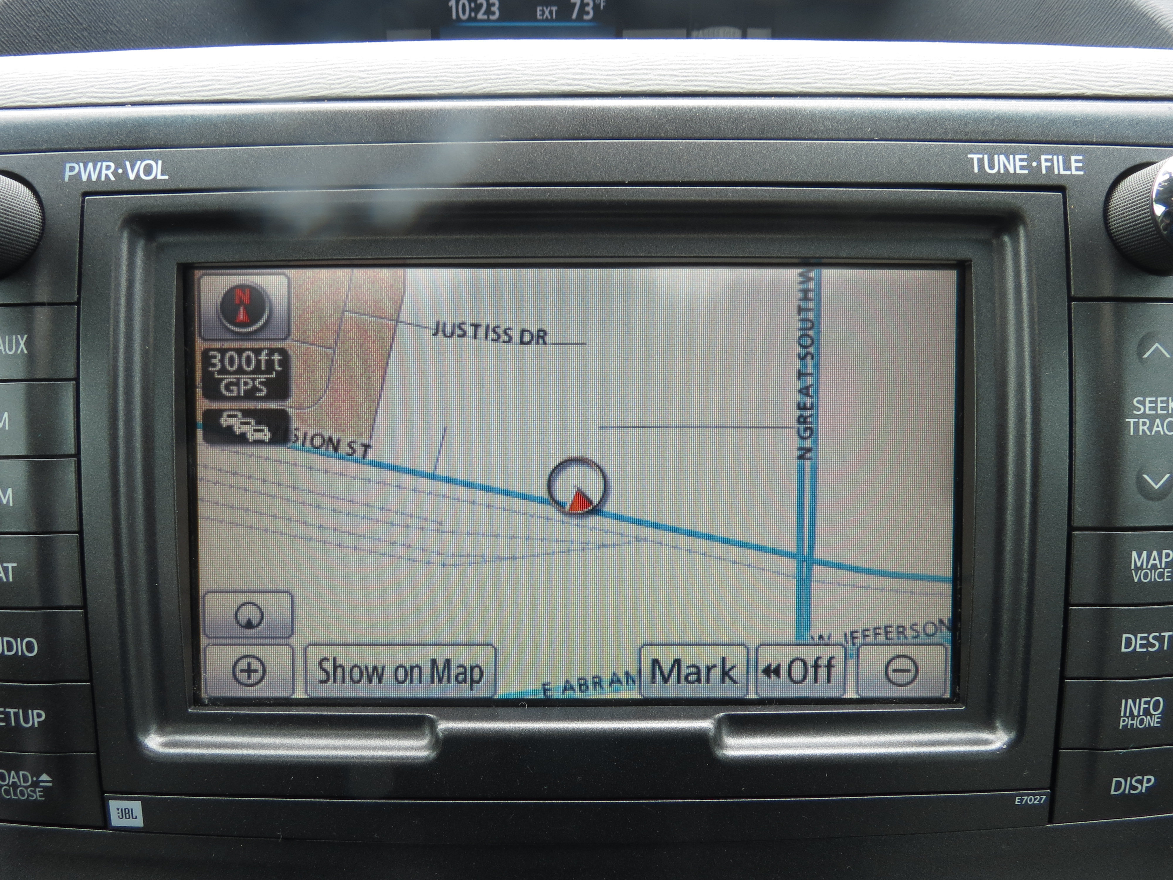 Used 2011 Toyota Sienna Limited w/ Premium Pkg FWD image 21