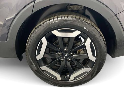 Used 2025 Kia Telluride S AWD/4WD image 7
