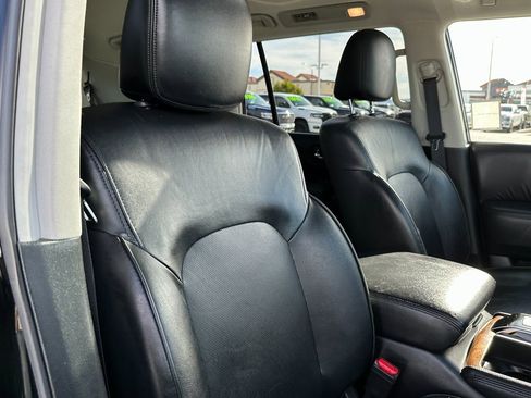 Used 2023 Nissan Armada SL w/ Captain's Chairs Package image 15