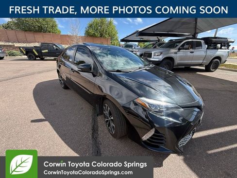 Used 2018 Toyota Corolla SE w/ SE Premium Package FWD image 1