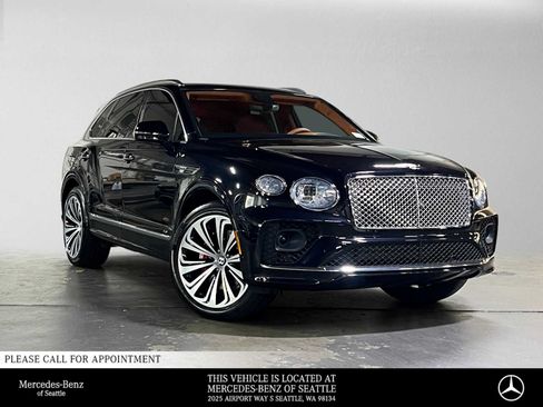 Used 2022 Bentley Bentayga AWD/4WD image 1
