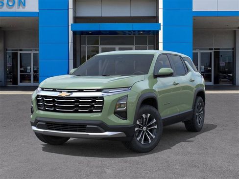 New 2026 Chevrolet Equinox LT image 6