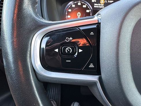 Used 2022 Volvo XC90 T6 Inscription image 21