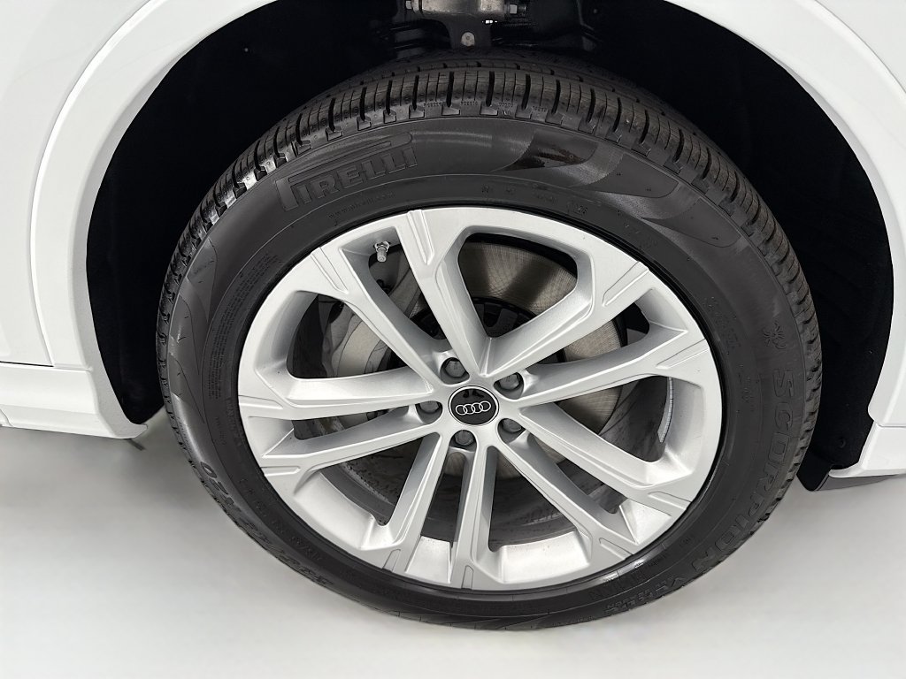 Used 2026 Audi Q7 2.0T Premium Plus AWD/4WD image 33