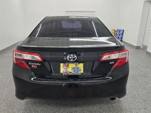Used 2013 Toyota Camry SE FWD image 5