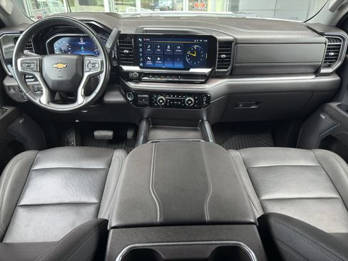 Used 2024 Chevrolet Silverado 3500 LTZ w/ LTZ Premium Package image 22