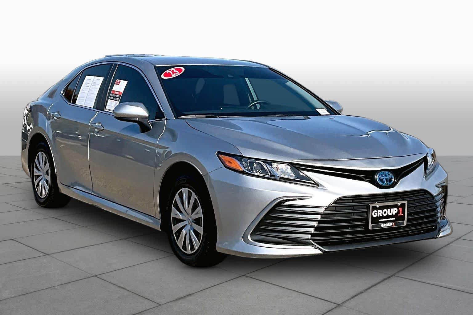 Used 2023 Toyota Camry LE FWD image 2
