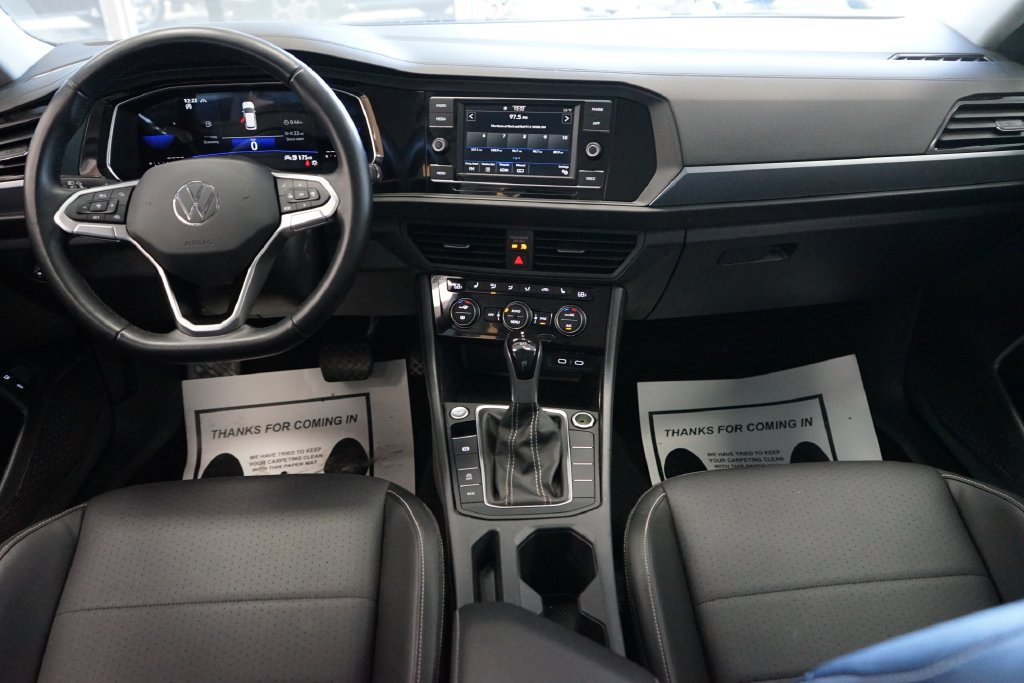 Used 2023 Volkswagen Jetta SE FWD image 37