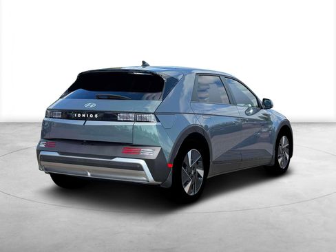 New 2026 Hyundai Ioniq 5 SEL RWD image 7