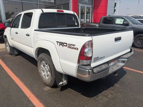 Used 2014 Toyota Tacoma 4x4 Double Cab w/ TRD Off-Road Package image 3