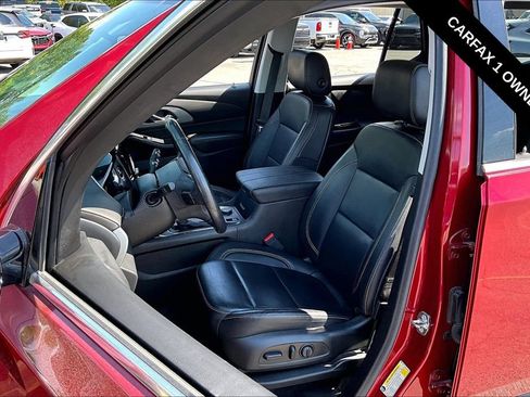 Used 2020 Chevrolet Traverse LT w/ Driver Confidence II Package FWD image 21
