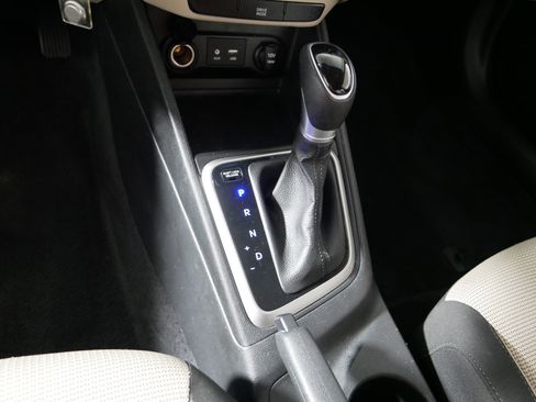 Used 2022 Hyundai Accent SE FWD image 24