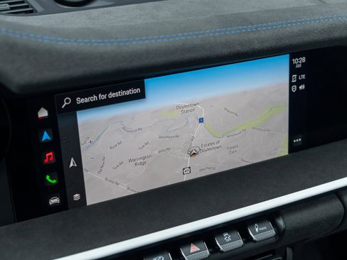 Certified 2024 Porsche 911 Dakar image 42