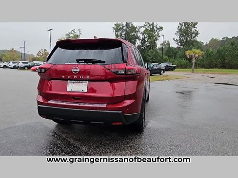 New 2026 Nissan Rogue SV image 33