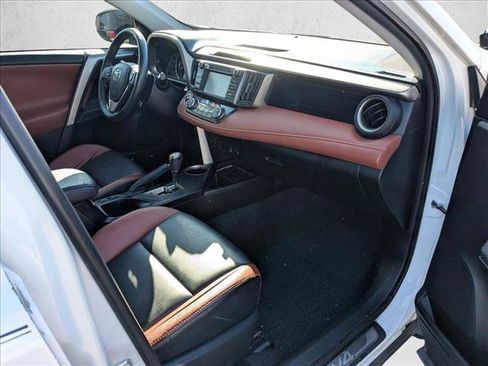 Used 2015 Toyota RAV4 Limited w/ Technology Package image 20