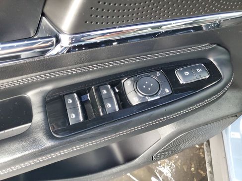 New 2026 Lincoln Corsair Premiere image 10