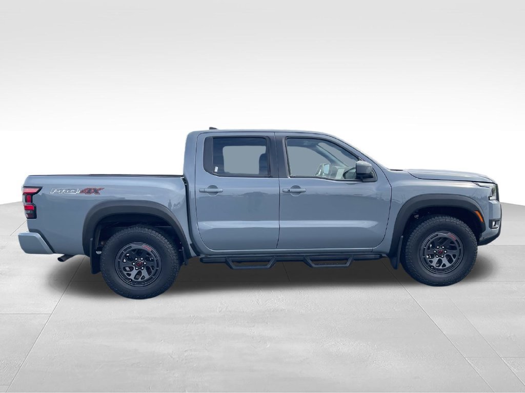 Used 2025 Nissan Frontier PRO-4X AWD/4WD image 6