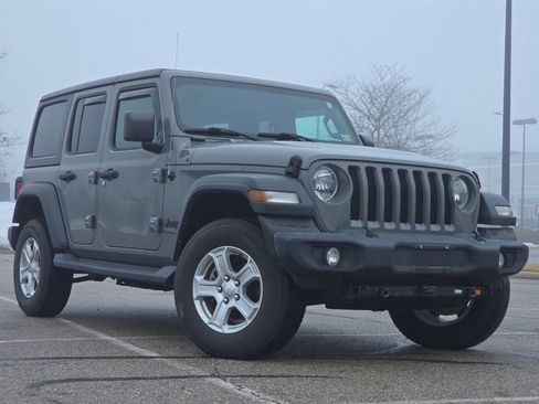 Used 2023 Jeep Wrangler Sport S image 1