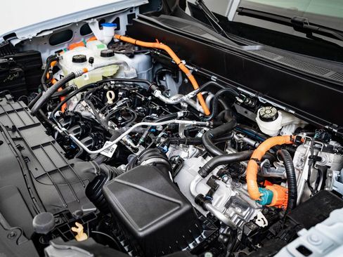 Used 2025 Ford Maverick XL image 41