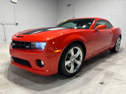 Used 2010 Chevrolet Camaro SS w/ Interior Accent Trim Package image 20