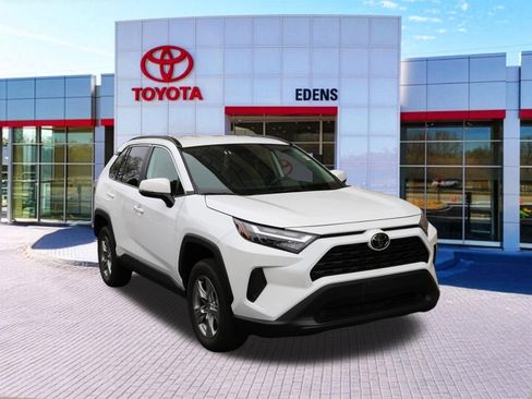 Used 2025 Toyota RAV4 XLE w/ Weather Package AWD/4WD image 1