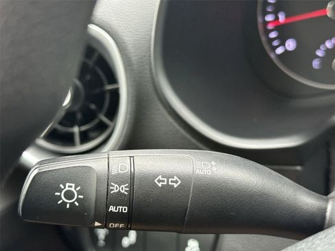 Used 2023 Kia Forte LXS w/ LXS Technology Package FWD image 21