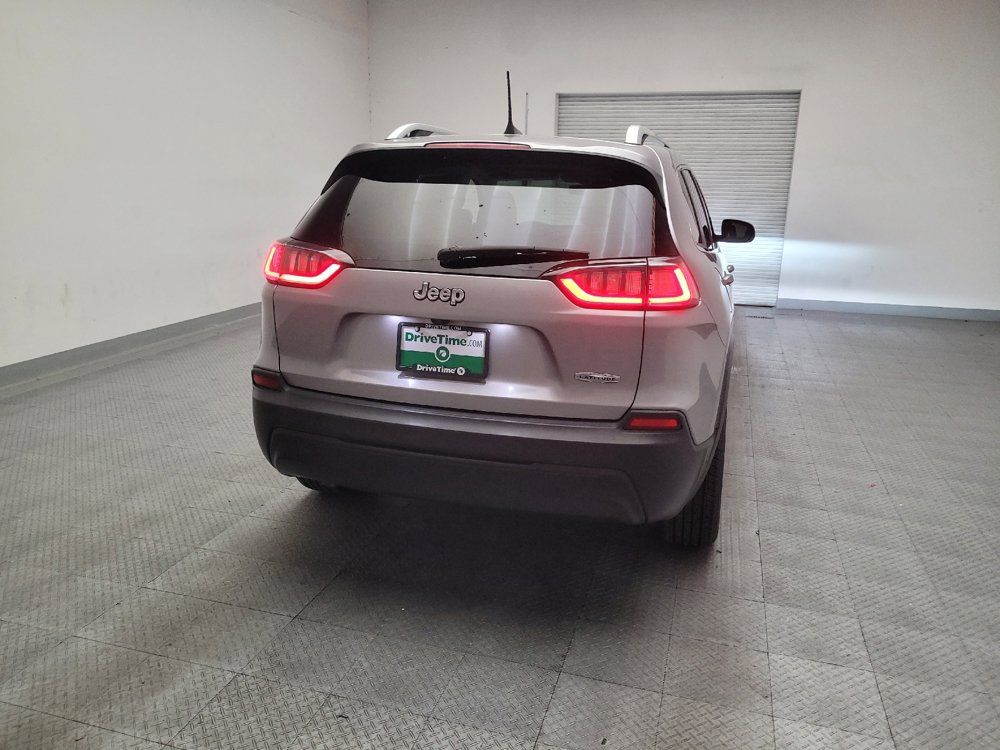 Used 2019 Jeep Cherokee Latitude w/ Popular Appearance Group FWD image 7