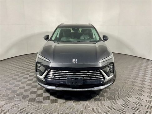 Used 2024 Buick Envision Preferred image 4