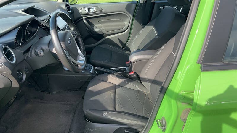 Used 2014 Ford Fiesta SE FWD image 16