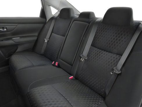 Used 2018 Nissan Altima 2.5 S w/ S Convenience Package image 16