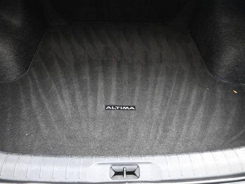 Used 2025 Nissan Altima 2.5 SV image 12