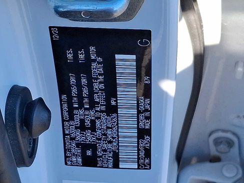 Certified 2024 Toyota 4Runner SR5 image 30