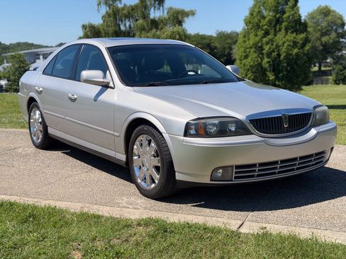 Used 2003 Lincoln LS RWD image 32