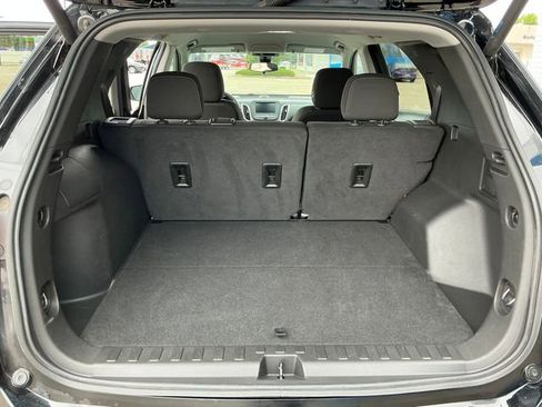 Used 2022 Chevrolet Equinox LT image 17