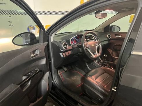 Used 2017 Chevrolet Sonic Premier FWD image 9