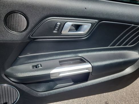 Used 2022 Ford Mustang Premium RWD image 12