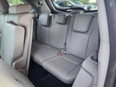 Used 2014 Toyota Highlander XLE AWD/4WD image 14